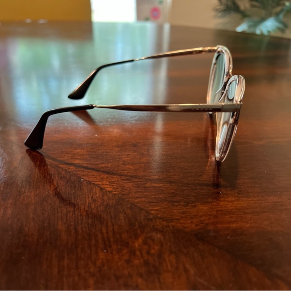 Authentic PRADA Sunglasses - Picture 6 of 7